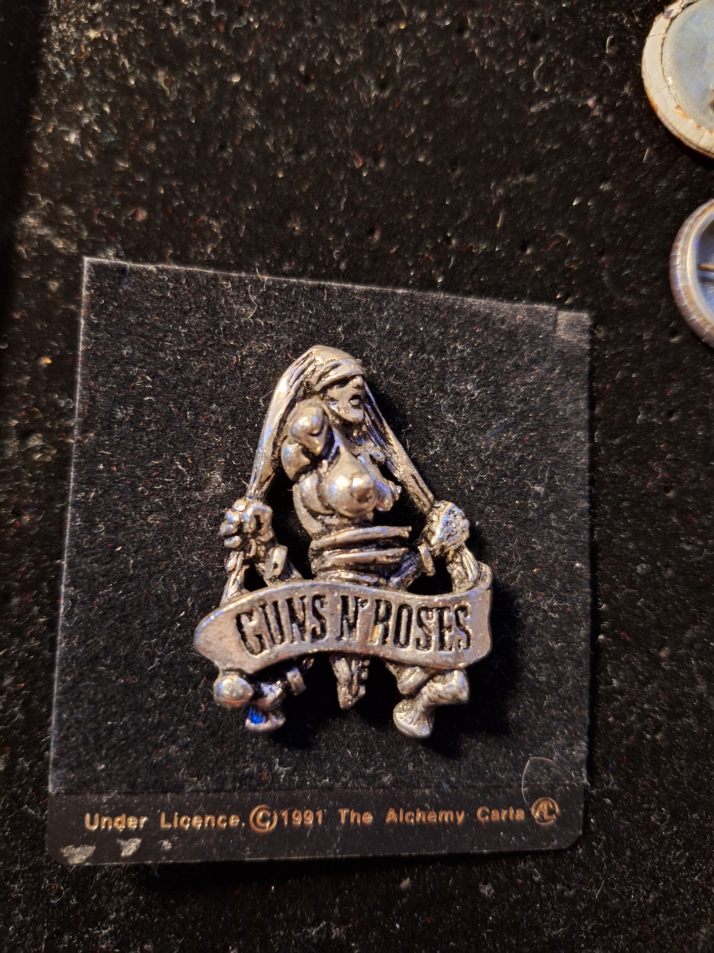 Guns n roses badge 4