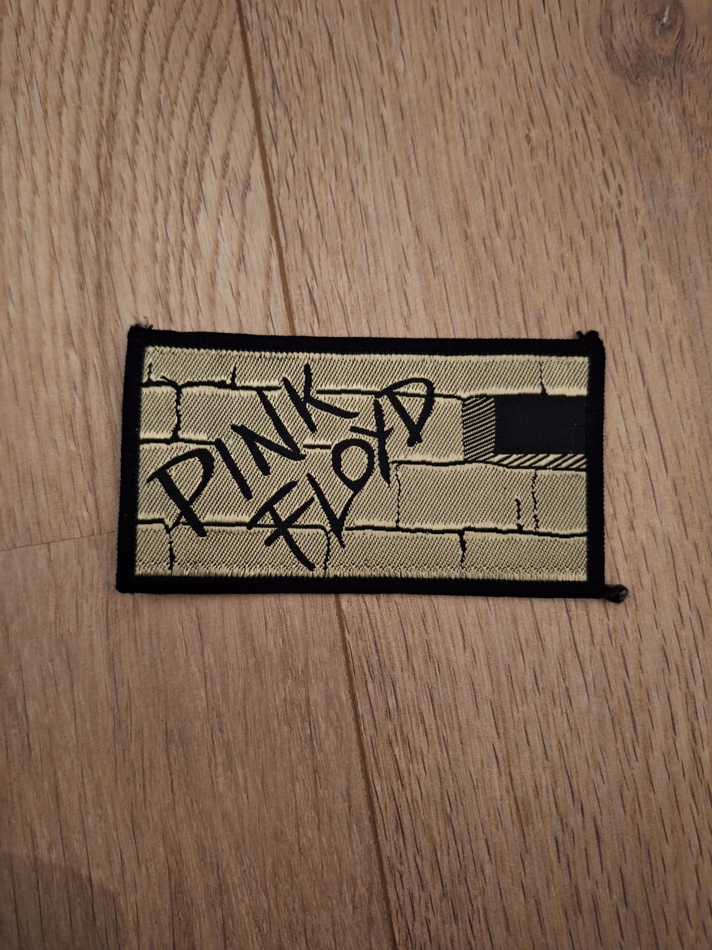 Pink Floyd bricks