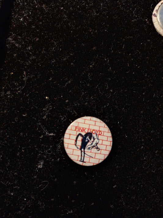 Pink floyd button
