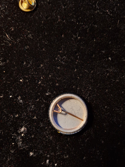 Kiss button
