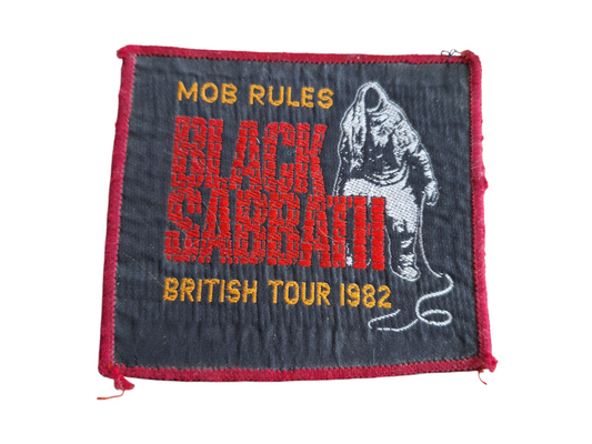 Black sabbath mob rules red